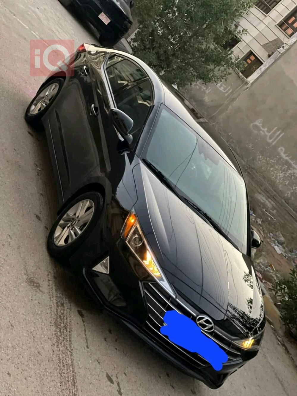 هیوندای ئەلەنترا